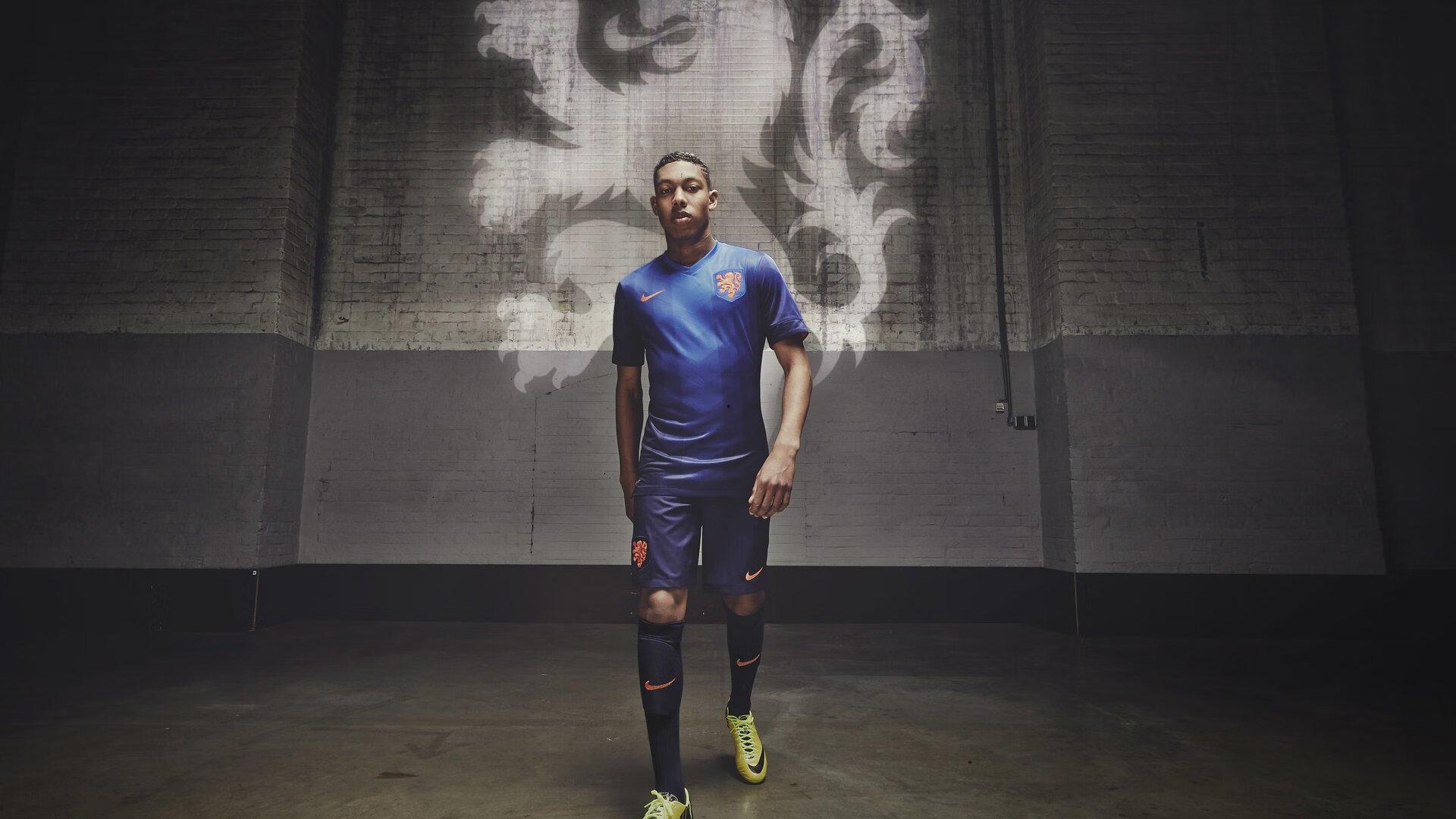 切尔西阵容革新获内部认可，离队核心已获针对性补强