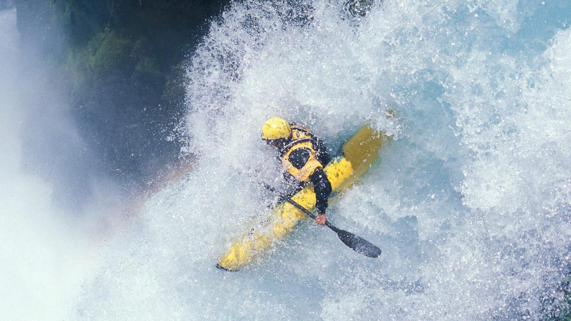 卡佩罗献策引热议，意大利足球能否复制德国路线成功？