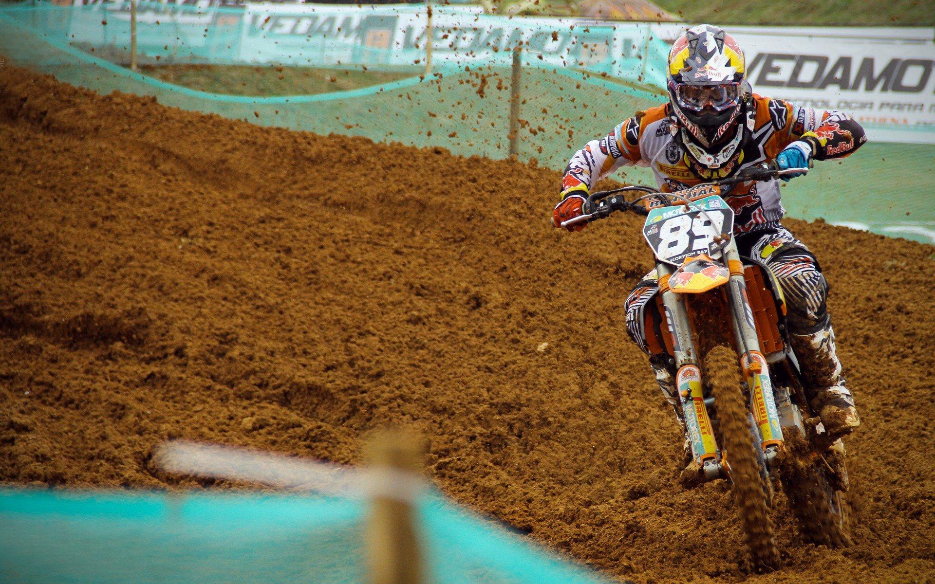 瓜迪奥拉,距离三冠王仅剩3场,曼城王朝的终极考验