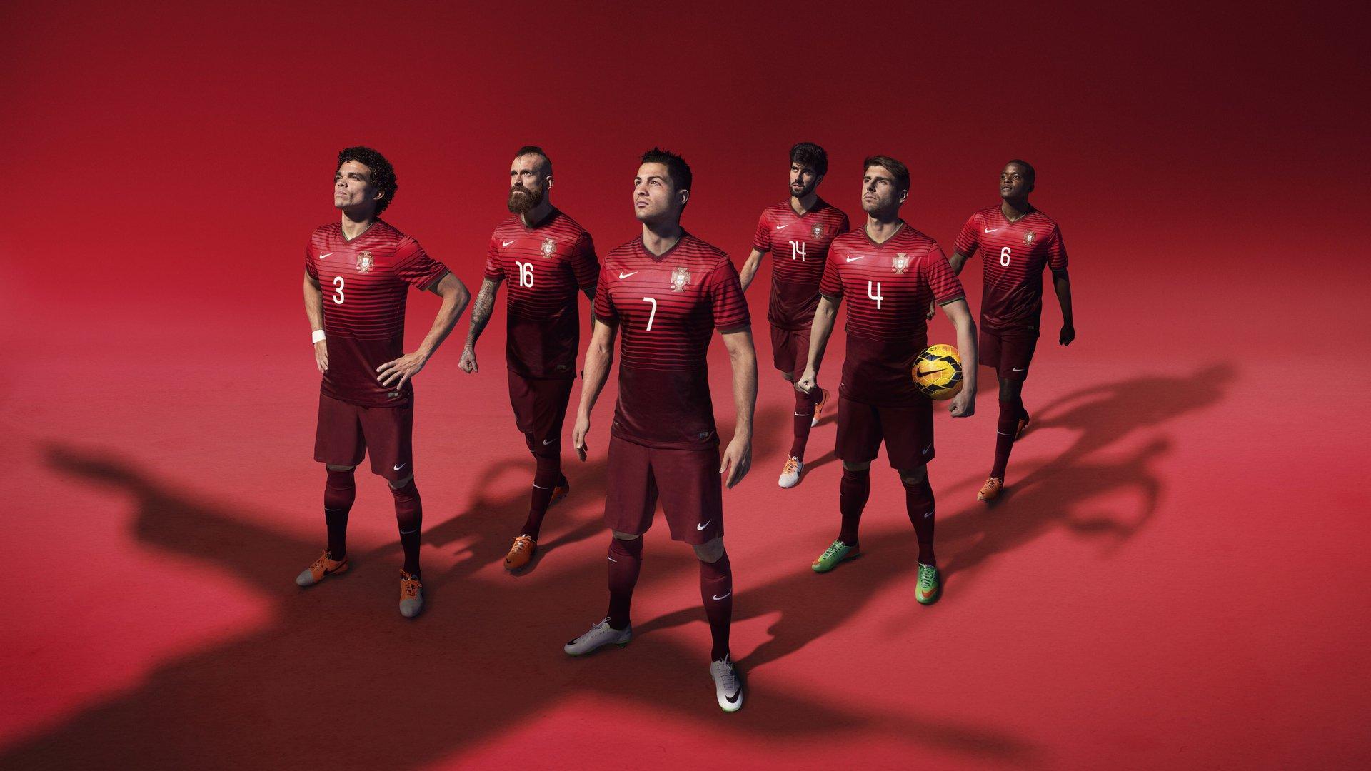 欧冠小组赛末轮生死战,曼联出局夜,三大悬念引爆终极对决