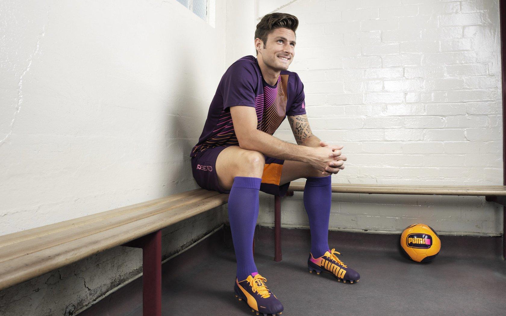 2023国际足球回顾，密集赛程下的伤病潮，球员健康亮起红灯